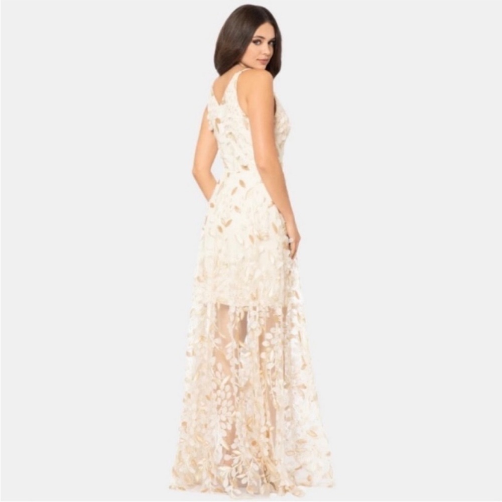 XSCAPE Petite 3D Embroidered Floral Appliqué Gown in Champagne Size 4P - Picture 2 of 10